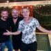 Elenco de ‘Os Emergentes’ celebra fim das gravações com festa no Rio de Janeiro