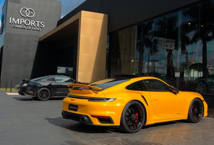 A Elegância sobre Rodas: A História da Imports Carros de Luxo em Goiânia