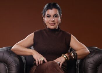 Dra. Edjany Sá: Autoridade em Beleza Madura para Mulheres 40+