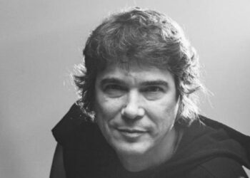 Milton Guedes realiza show que mescla de Beyoncé a Tim Maia nesta quinta (31) em São Paulo