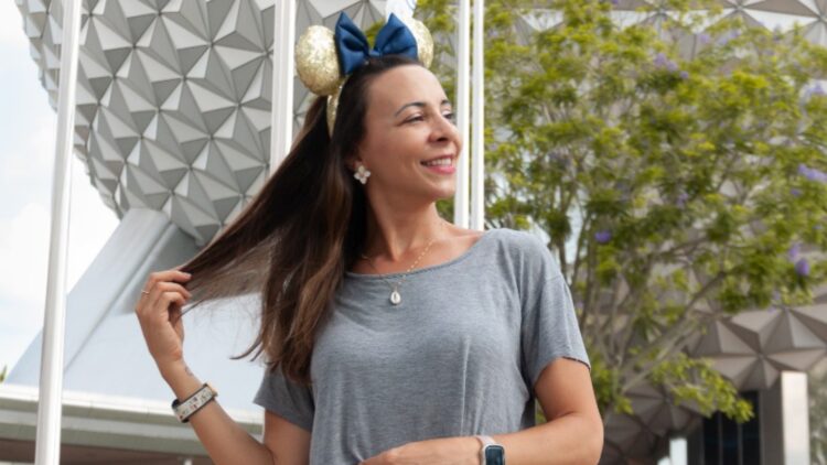 Andrea Dias Revoluciona o Planejamento de Viagens com a Bíblia da Economia de Orlando