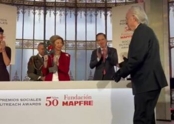 Maestro João Carlos Martins é o primeiro brasileiro a receber o “Prêmio por Toda uma Vida Profissional” 