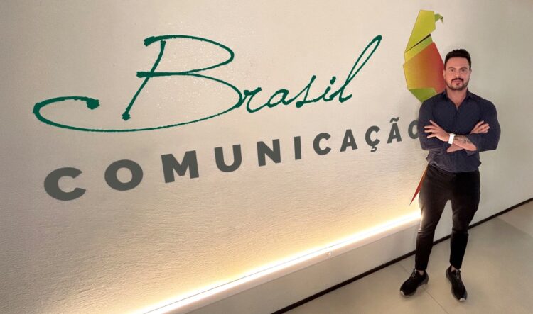 Geração Z muda a forma de consumo de informação e desafia a política a ser mais digital