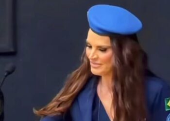 Consulesa Eliana Lopes , presente nas ourtogas em São Paulo