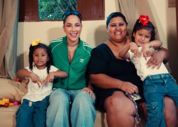 Michele Andrade lança clipe de “Eu Posso Ser” com homenagem à comunidade autista