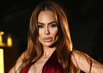 “Não Existe Certo Ou Errado”: Influenciadora Entra Em Debate Sobre ‘Esposa Troféu’ Vs Mulher Empresária.